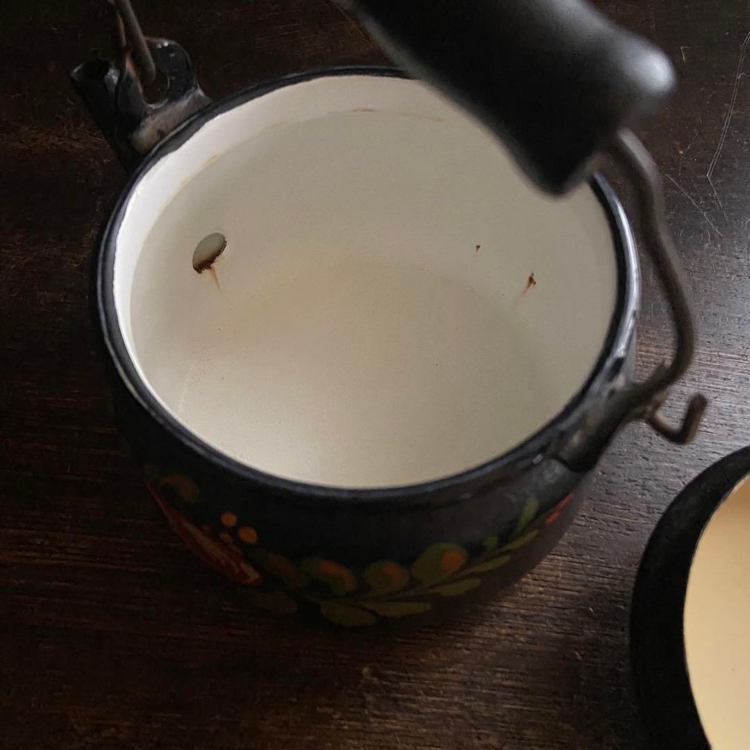 アンティーク　ケトル　琺瑯　ホーロー　小さなやかん　ハンドペイント