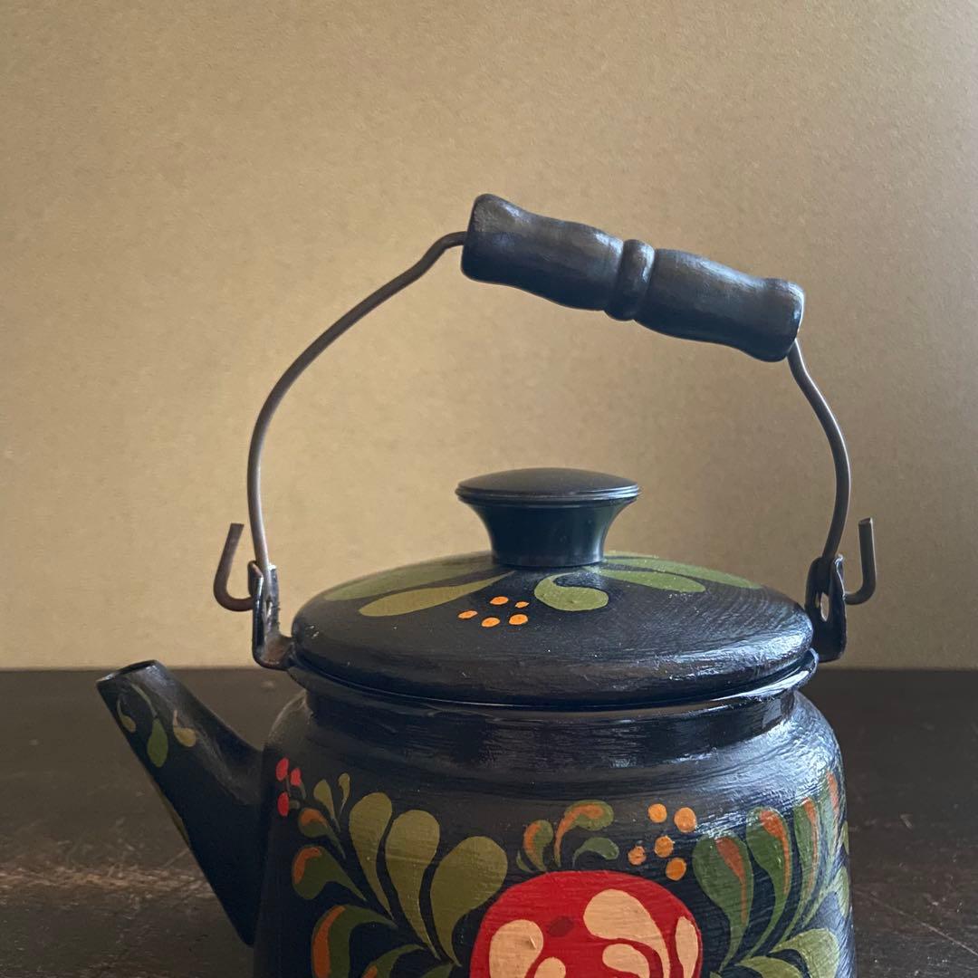 アンティーク　ケトル　琺瑯　ホーロー　小さなやかん　ハンドペイント