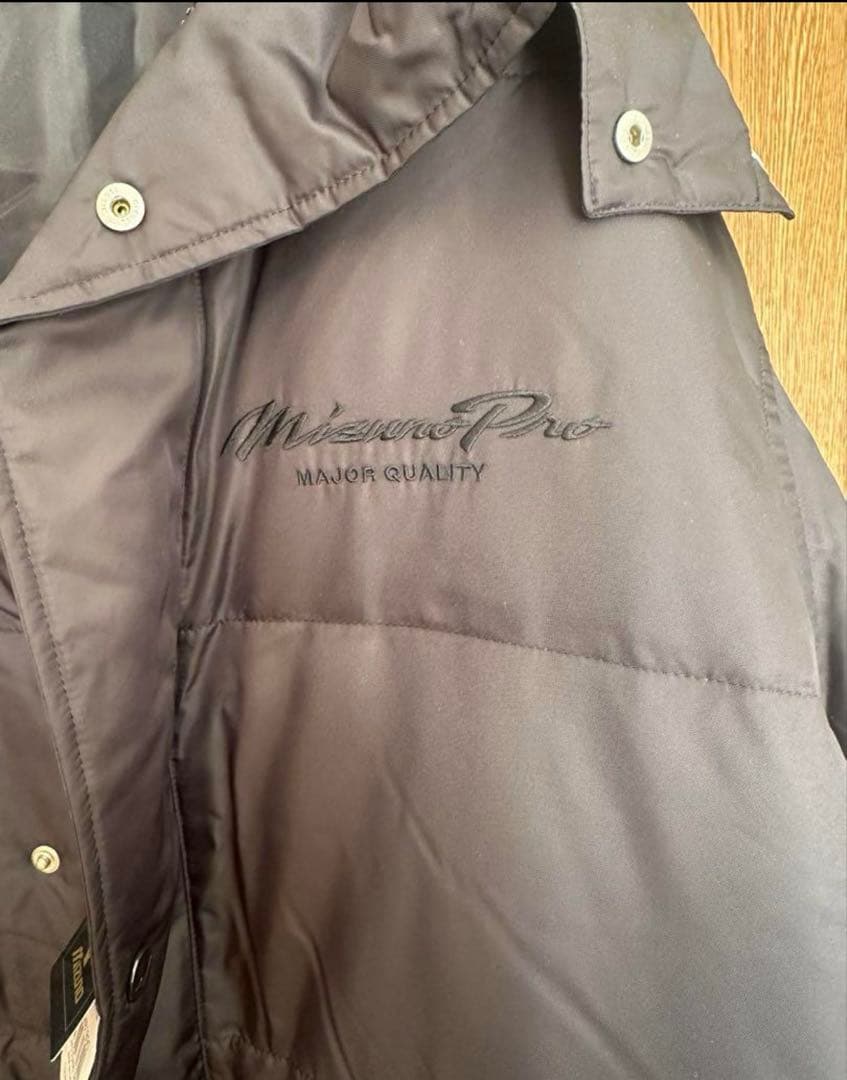 今の季節にお安く！最終値下げ新品未使用品Mizuno Pro ダウンコートM