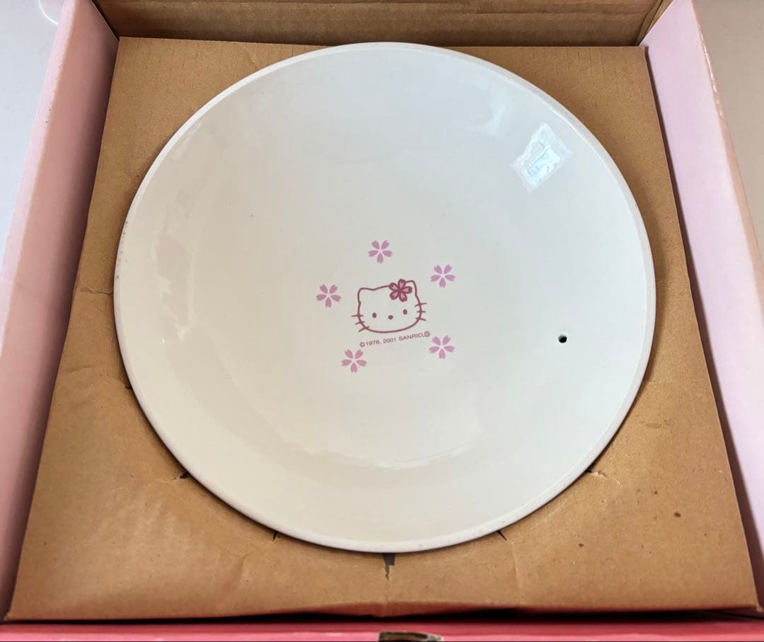 Sanrio　サンリオ　スケーター　ハローキティ　陶器製　土鍋　9号　激レア