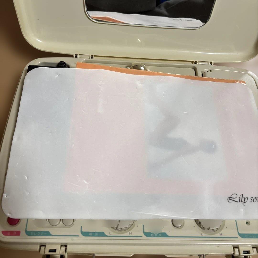 Lily sonic 美顔器　サミット　インターナショナル