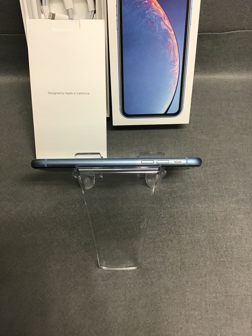 美品 国内版 SIMフリーiPhoneXR 64GB ブルー色