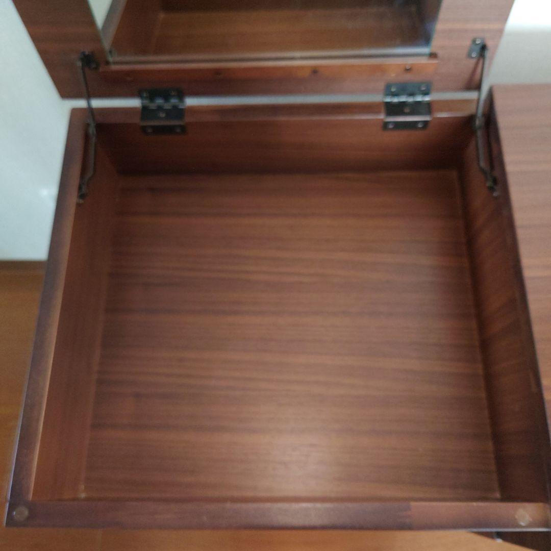 『emoエモ』ドレッサー