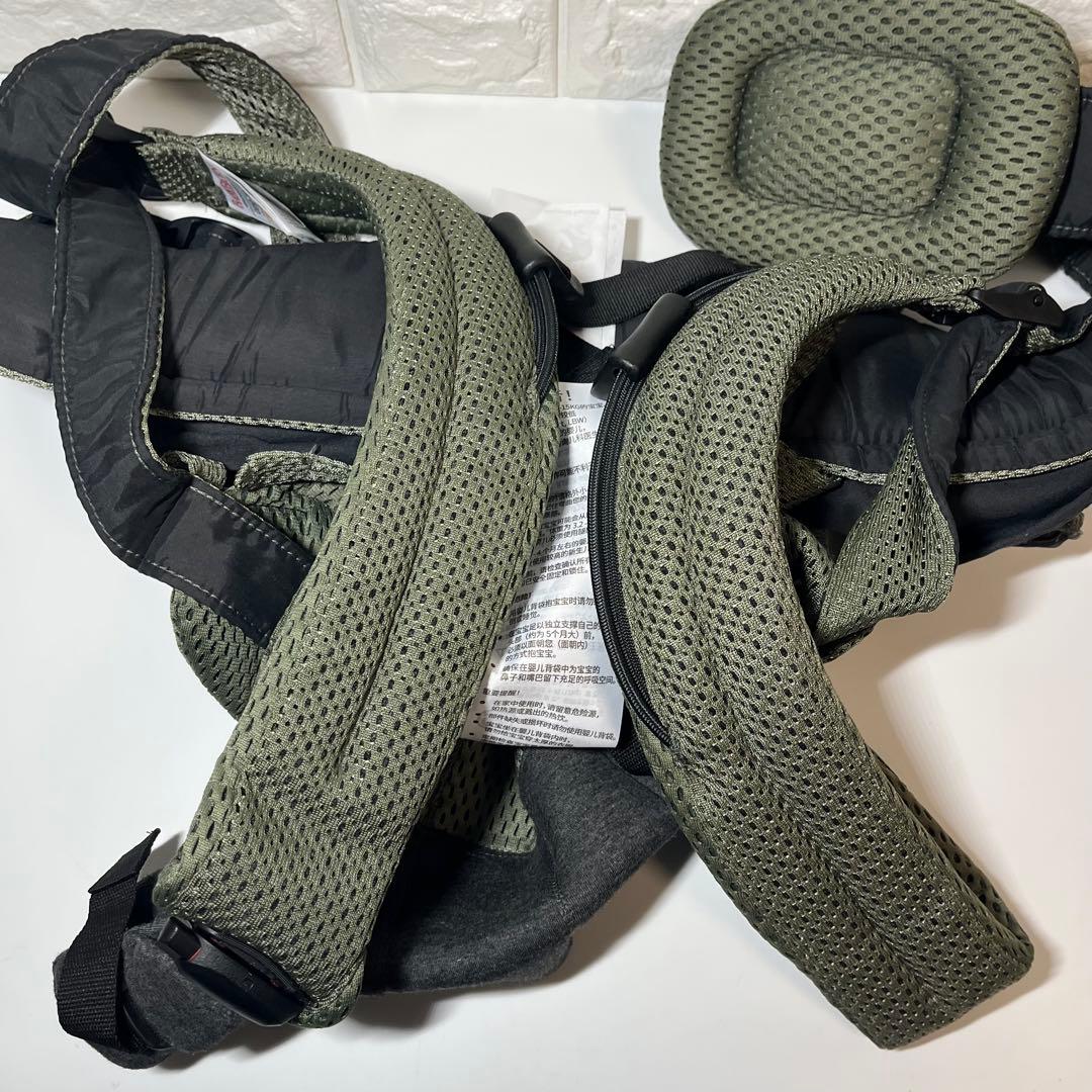 【良品】ベビービョルン　ハーモニー　抱っこ紐　シルバー　ダークグリーン