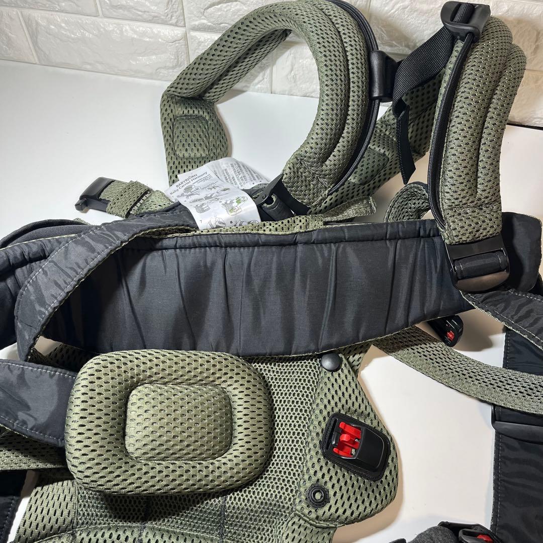 【良品】ベビービョルン　ハーモニー　抱っこ紐　シルバー　ダークグリーン