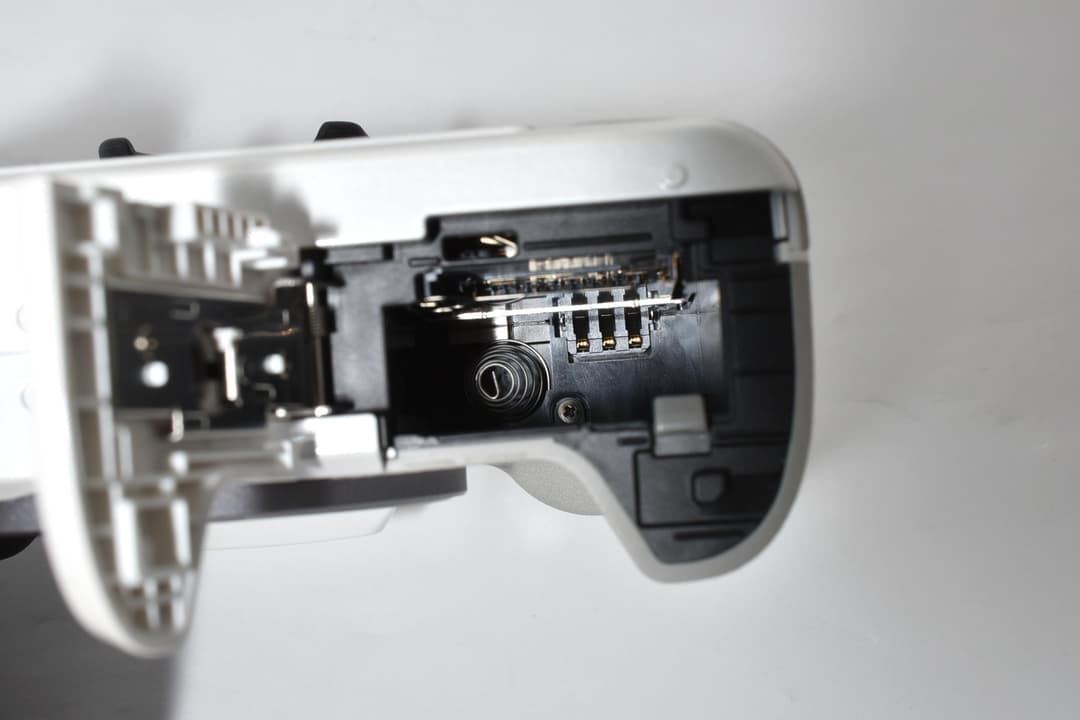 CANON EOS Kiss M ダブルズームキット C496