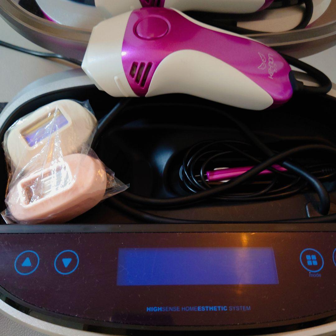 極美品 ケノン 家庭用脱毛器　ver7.1 シャインピンク カードリッジ付き