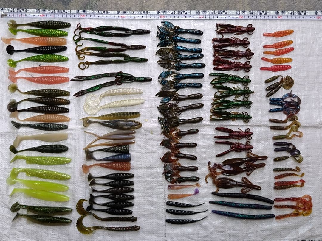 ルアー　ワーム　多数まとめ売りオマケ付き