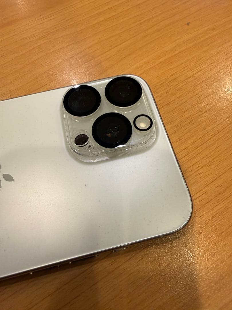 iPhone 15 Pro Max 256GB バッテリー100%