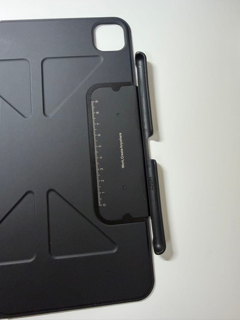 iPad Pro M4 11インチ　MOFTダイナミックフォリオ