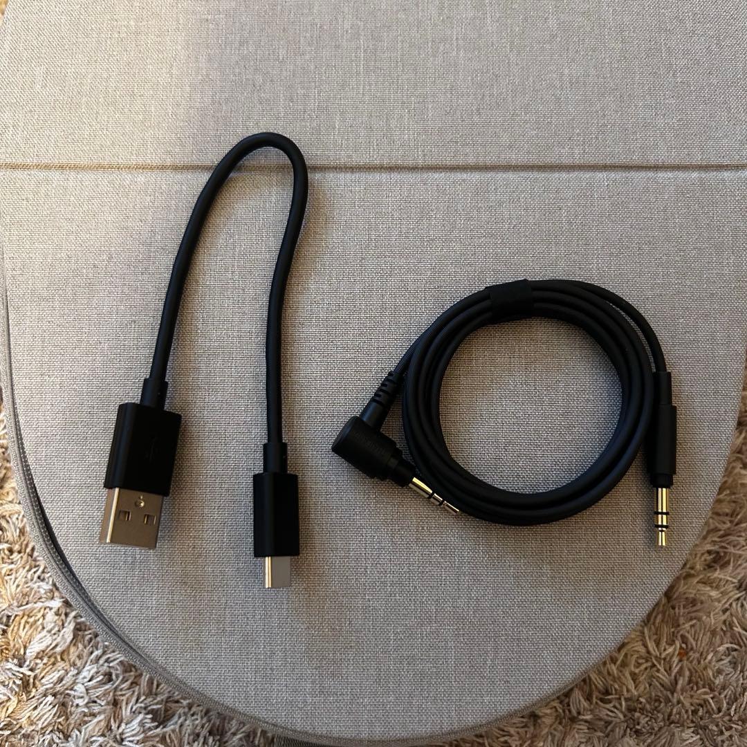 SONY ソニー　WH-1000XM5 ワイヤレスヘッドホン プラチナシルバー