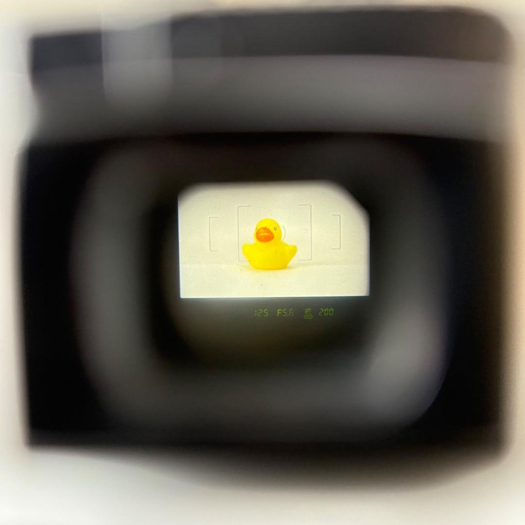 PENTAX K-x 18-55mm 標準レンズセット　白　070