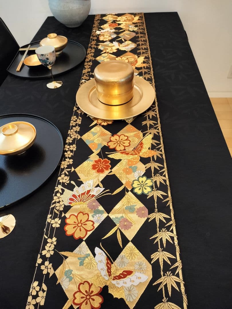 ルブの森★　A619★逸品‼️高級全通帯‼️ひな祭り‼️テーブルランナー