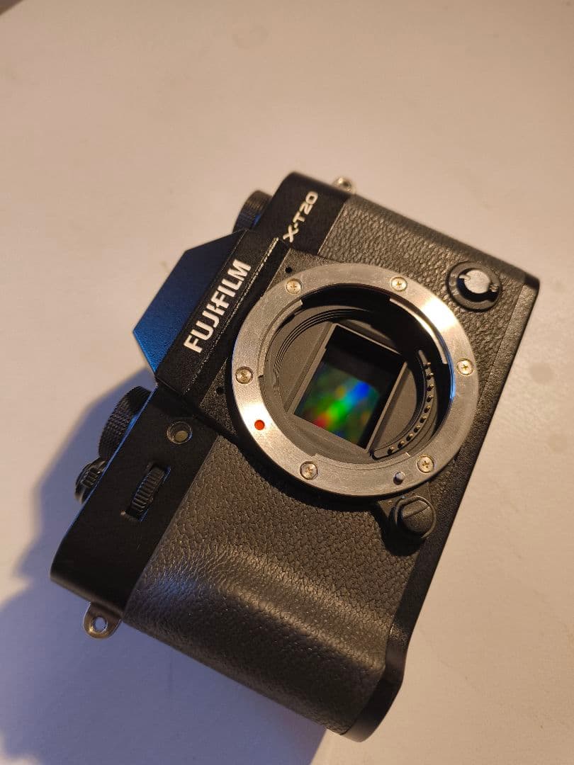 Fujifilm X-T20 ミラーレス一眼 ブラック ボディ、バッテリー付き