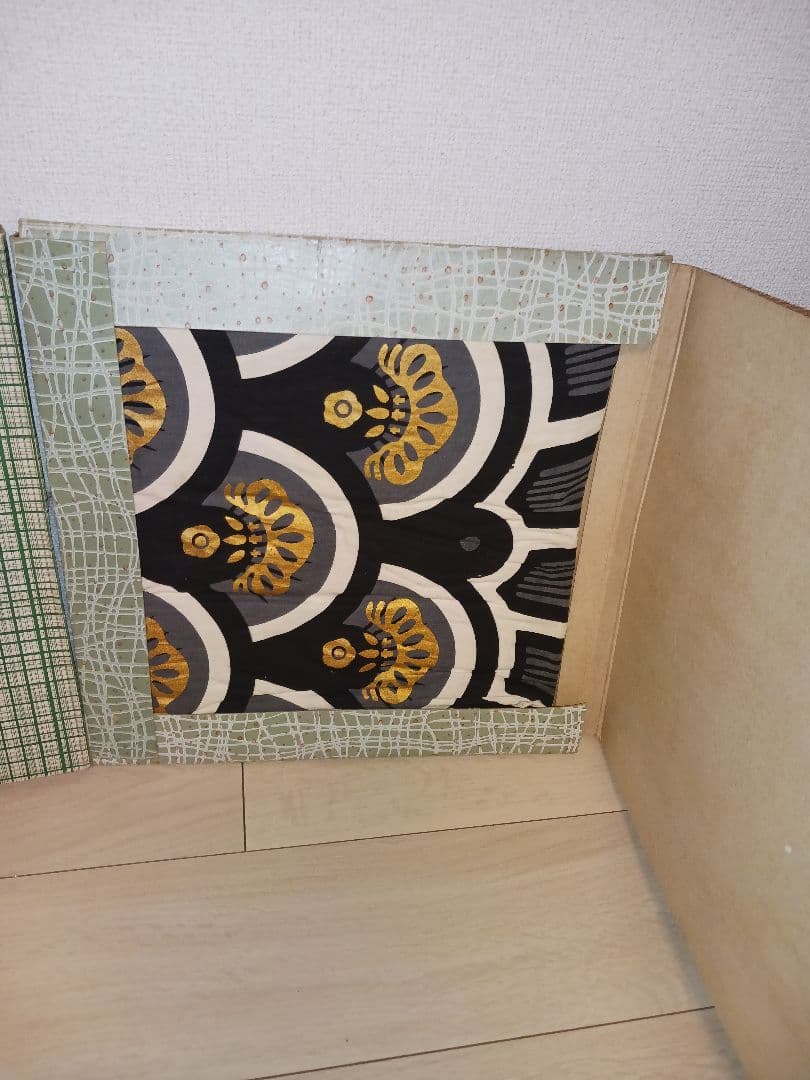 本染鯉幟 鯉のぼり 昭和レトロ レトロ 大　 ヴィンテージ品　赤　黒　2色　希少