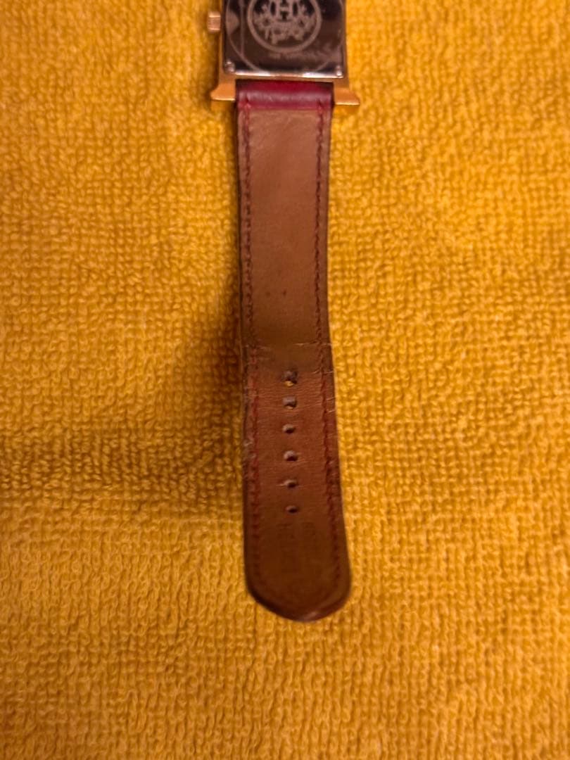 エルメス Hウォッチ ゴールド レッド ステンレススチール レザー