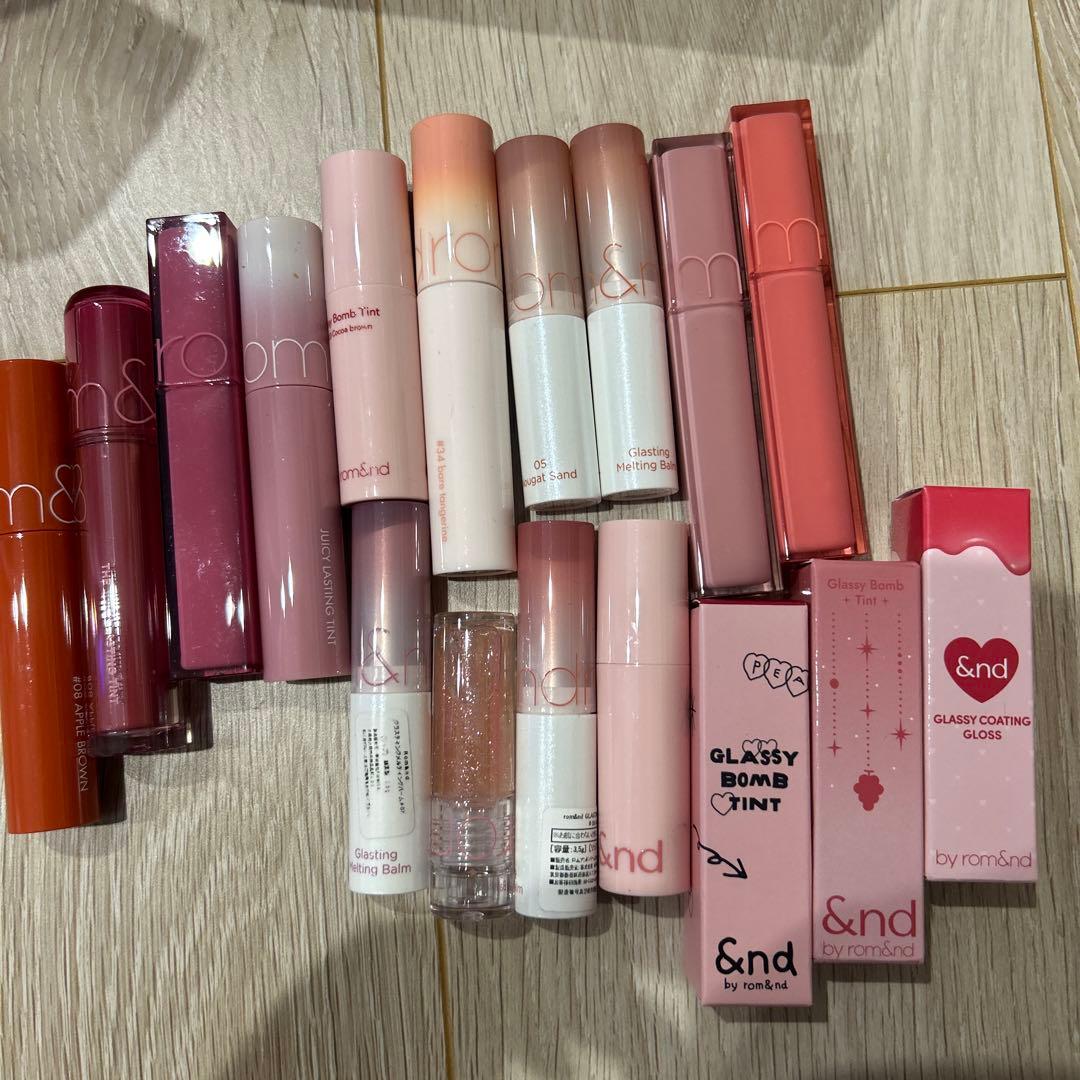 プチプラ、韓国リップまとめ売り　135点