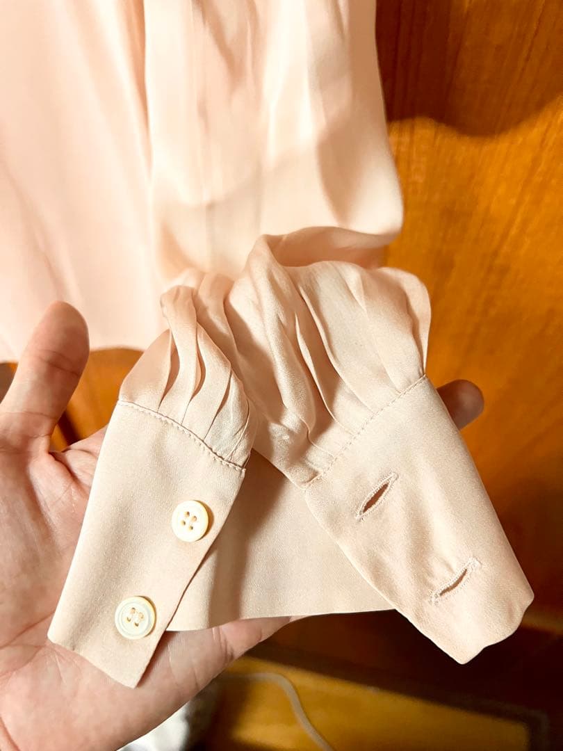 PRADA リボン付きブラウス 38 薄いピンク　シルク素材　Sサイズ