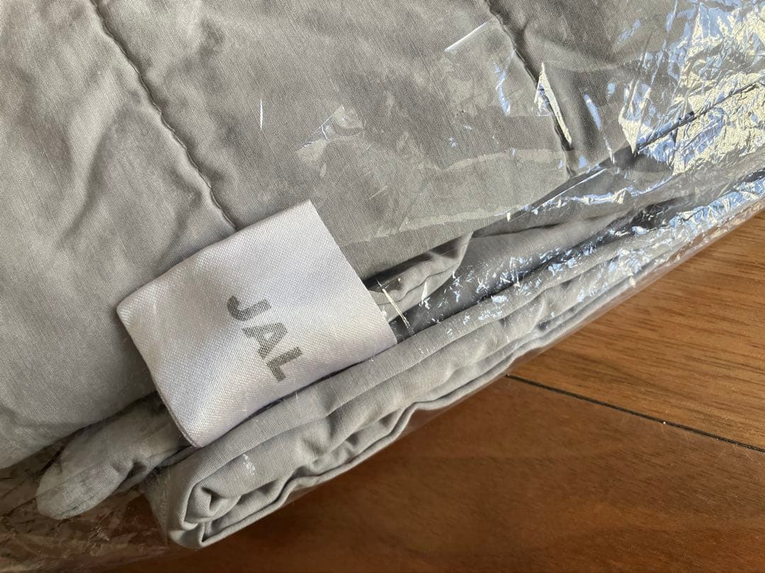 日本航空　JAL ビジネスクラス　ブランケット　毛布