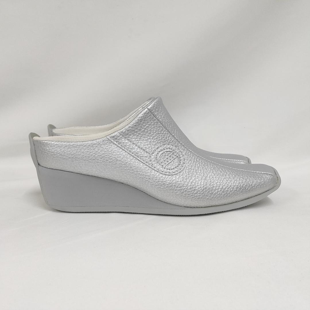 ○★新品 未使用 NO NAME ヨーコ スニーカー 定番ミュールサンダル