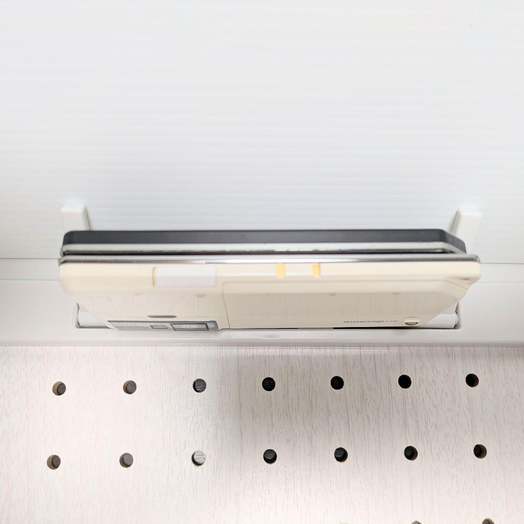 ガラケー本体 実機 AQUOS SH-04A 動作品 NTTドコモ FOMA