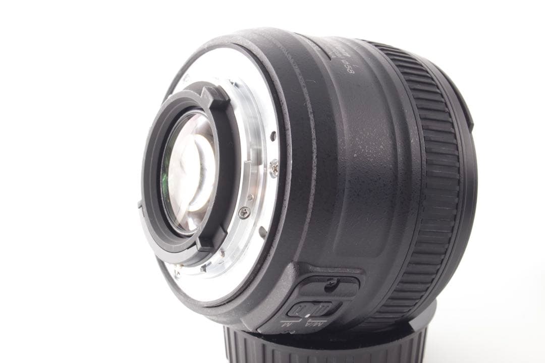 Nikon AF-S 50mm F1.8G 明るい単焦点レンズ　ポートレート