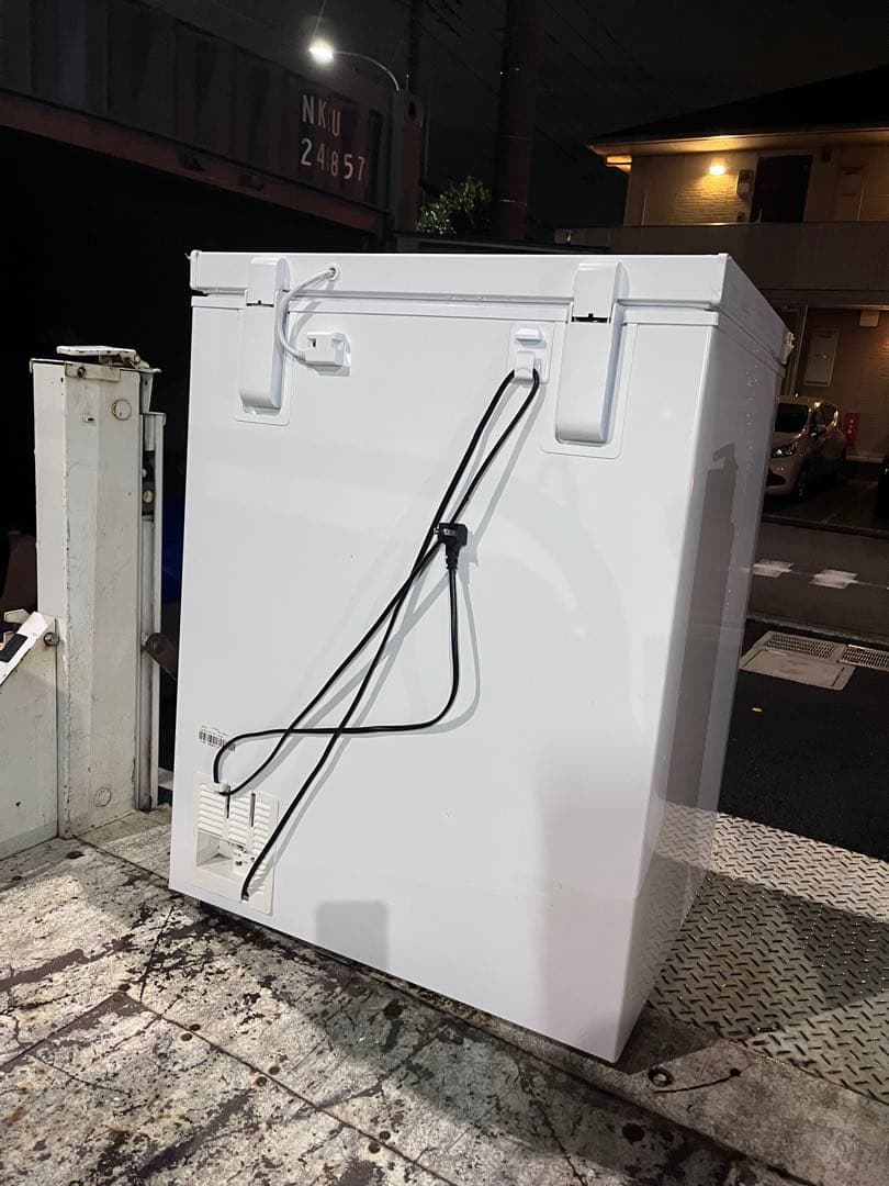 comfee 冷凍庫 ホワイト 上部開閉式