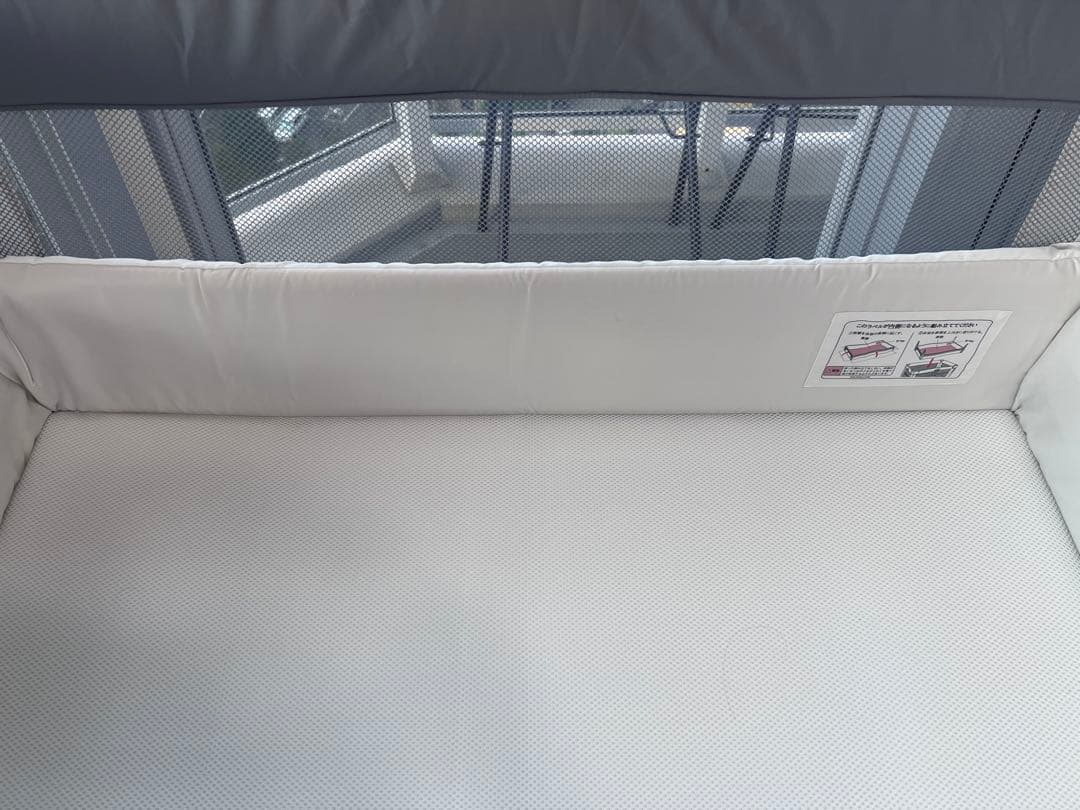 アップリカ　エアー　ココネルエアーAB　ベビーベッド　サークル