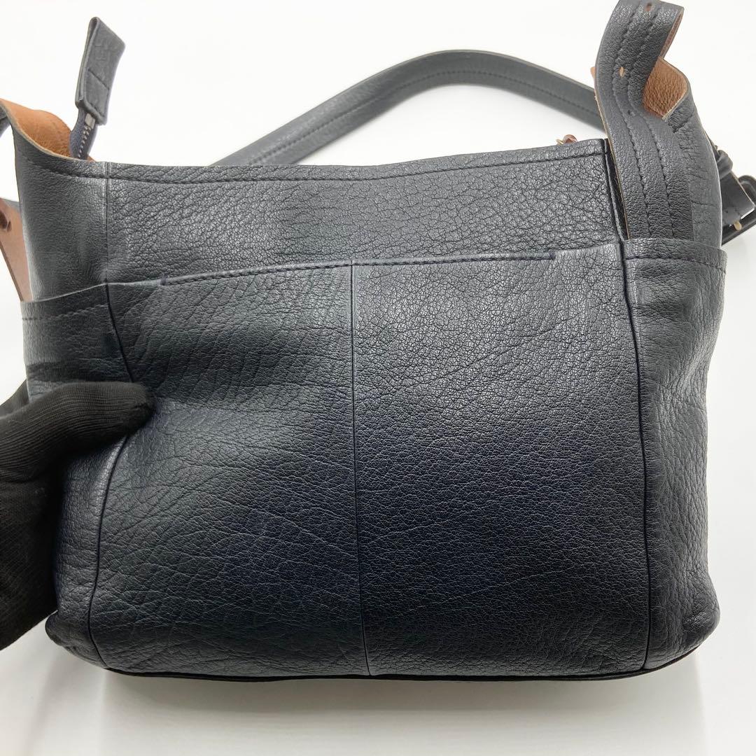 極美品　ゲンテン　タスカ　ショルダーバッグ　ロゴ刻印　レザー　ネイビー