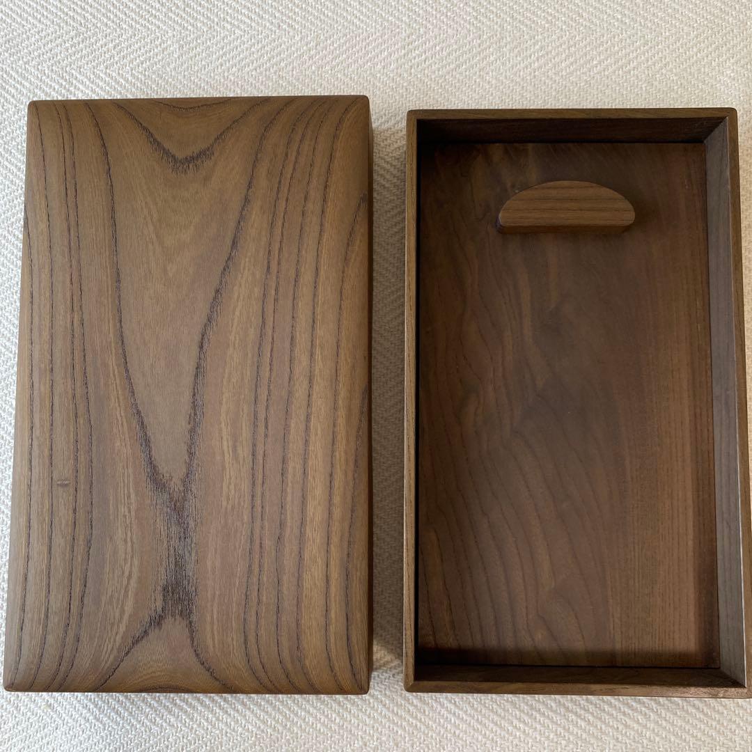 ①千年の神代銘木箱 発掘古代木 数珠 念珠箱 トンボ玉用宝箱 天然木の箱