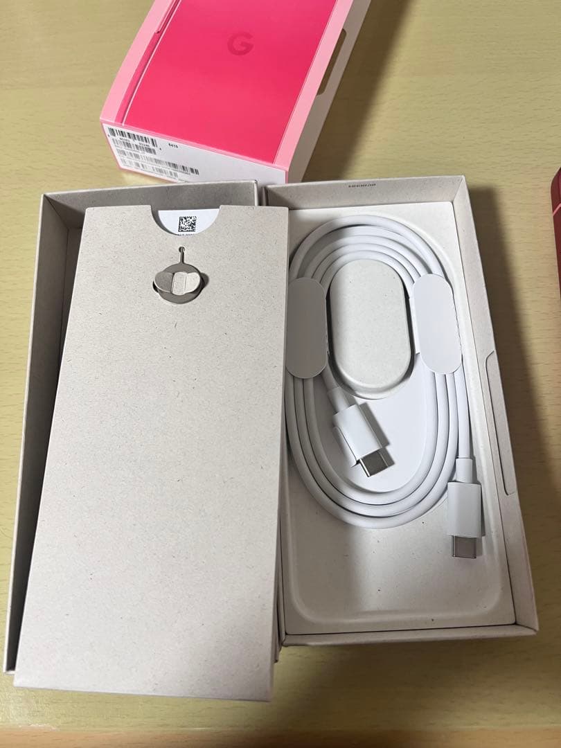 Google Pixel 9a ピンク　本体　充電器付き