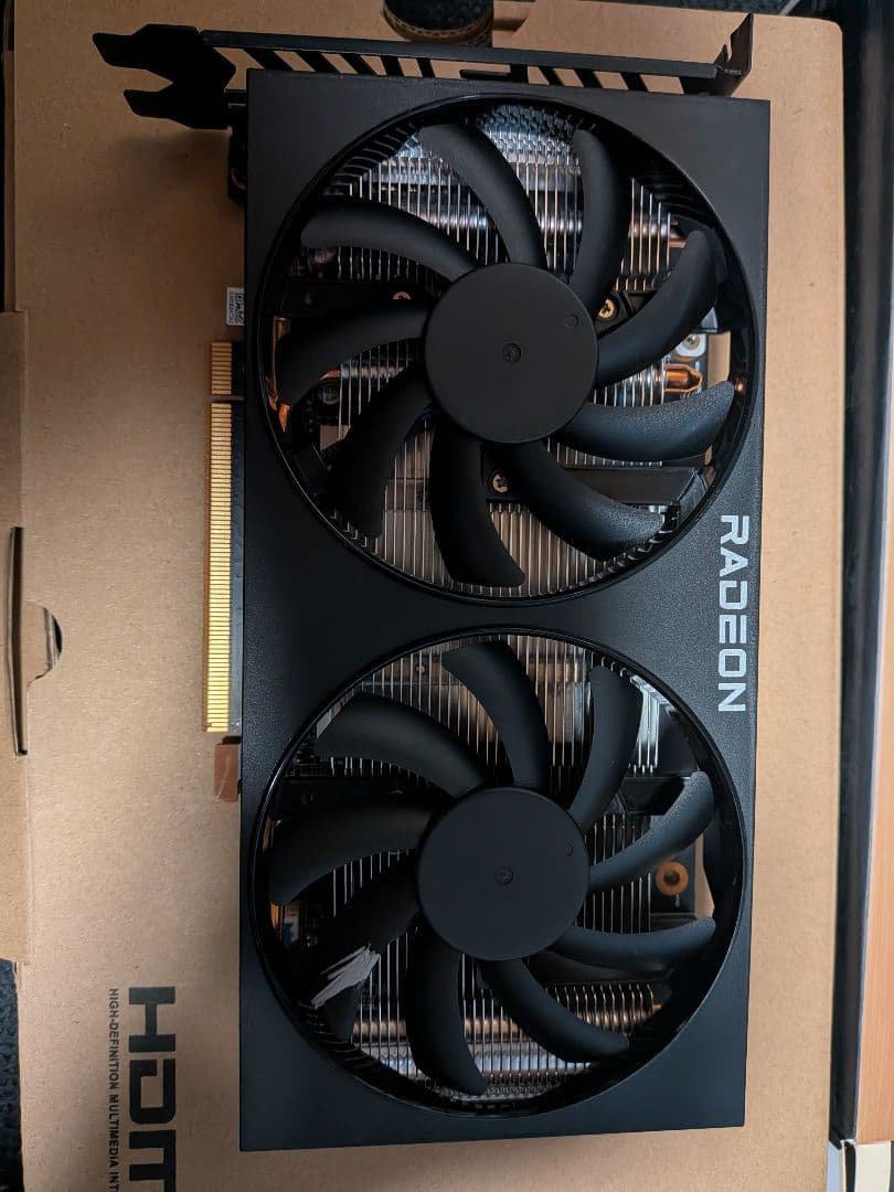 美品 AMD Radeon RX6600-E8GB/DF