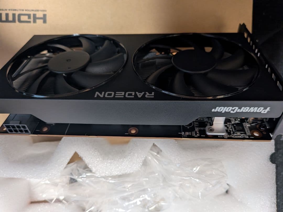 美品 AMD Radeon RX6600-E8GB/DF