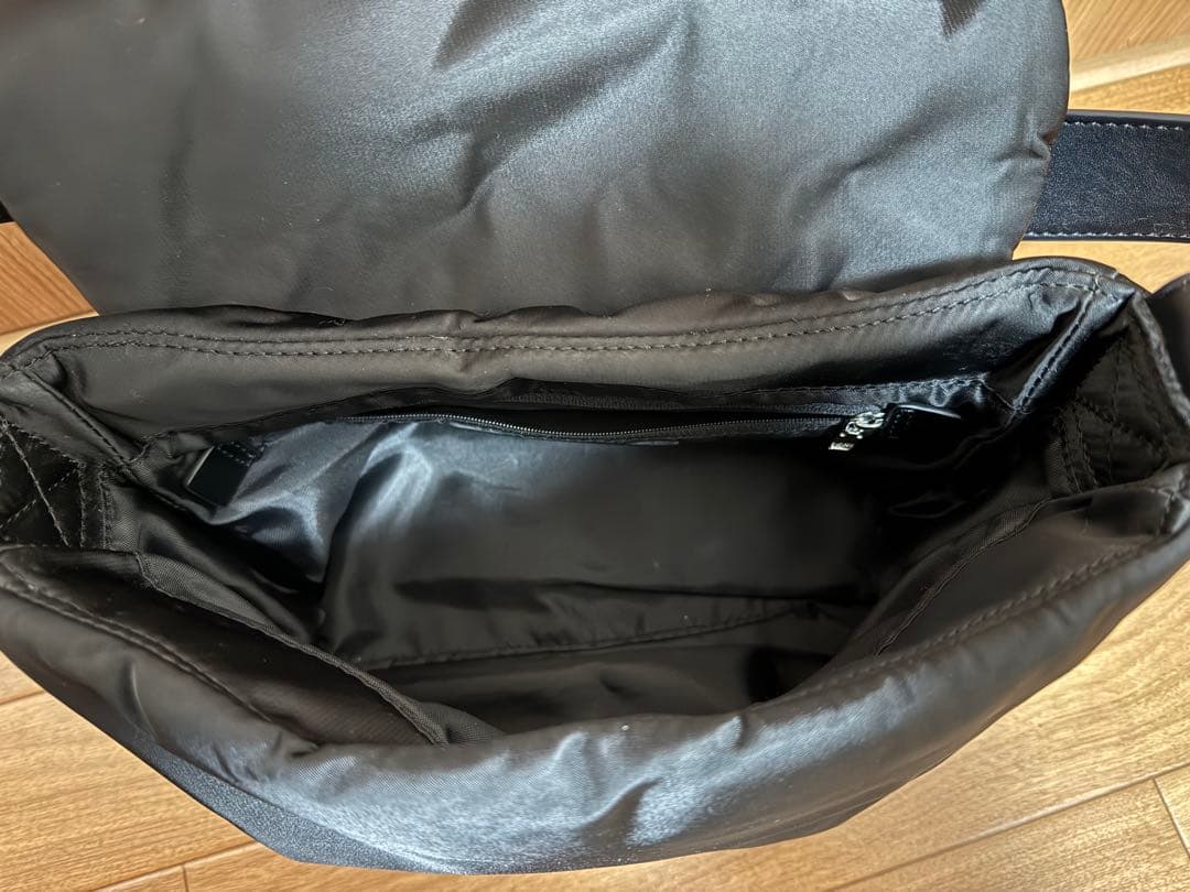 DIESEL ハンドバッグ ブラック