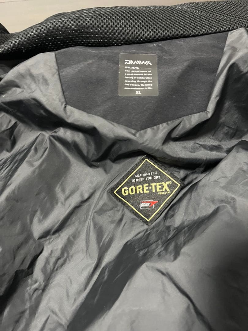 ダイワ　ゴアテックス プロダクト レインジャケット　DR-1106J
