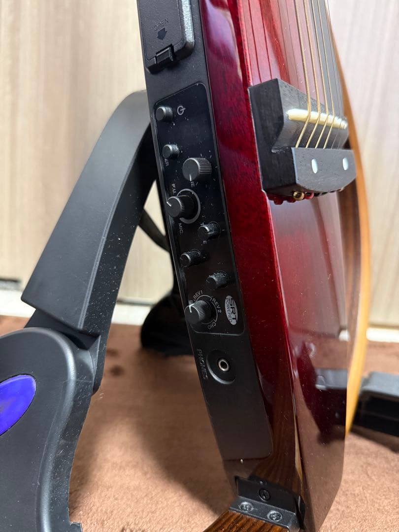 ヤマハ　サイレントギター　SLG200S