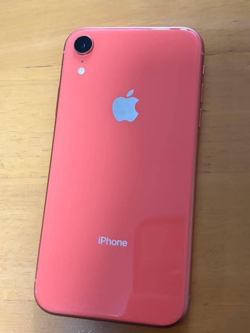 iPhone XR コーラル