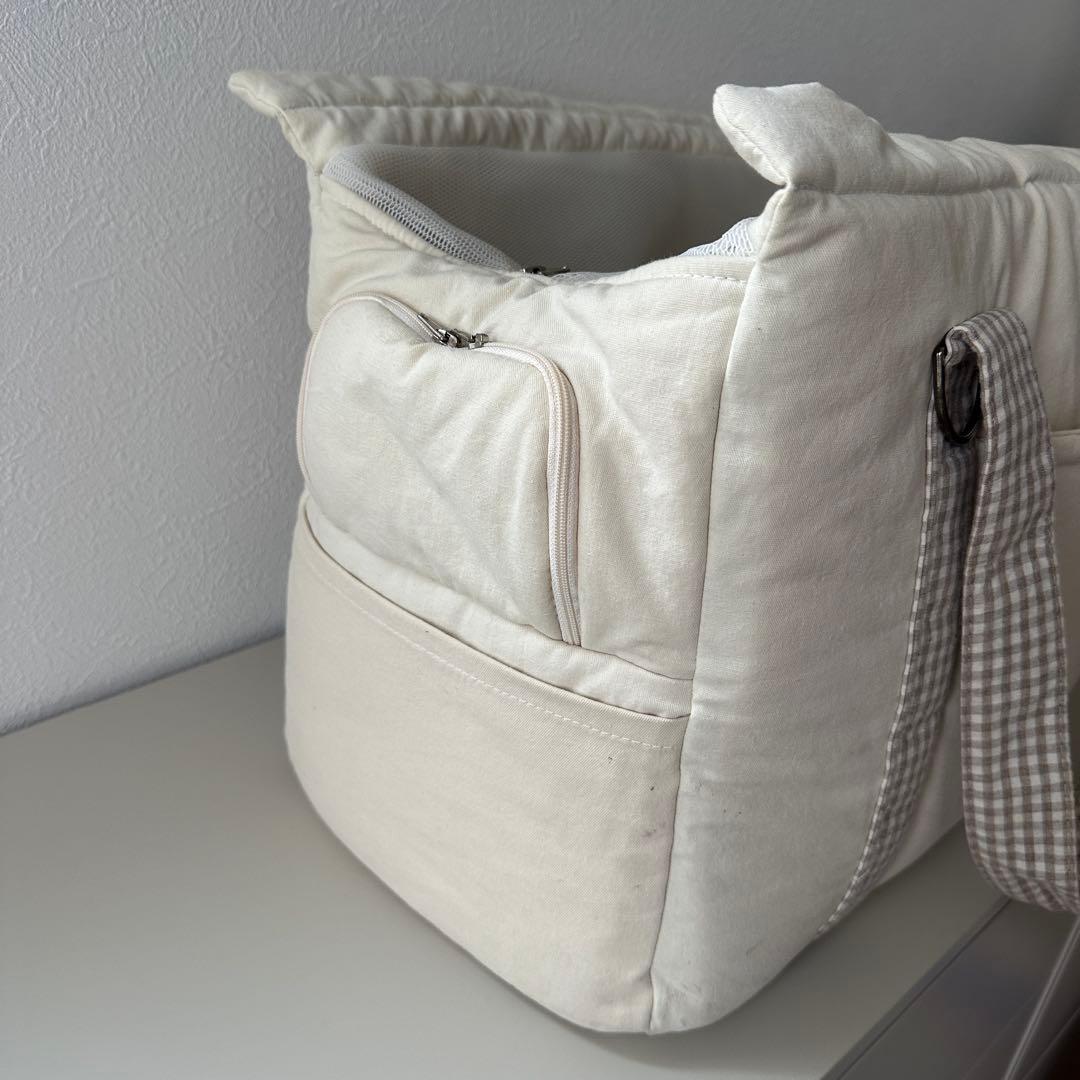 DOUBLE COMMA クッション付キャリーバッグ　ベージュ　MLサイズ