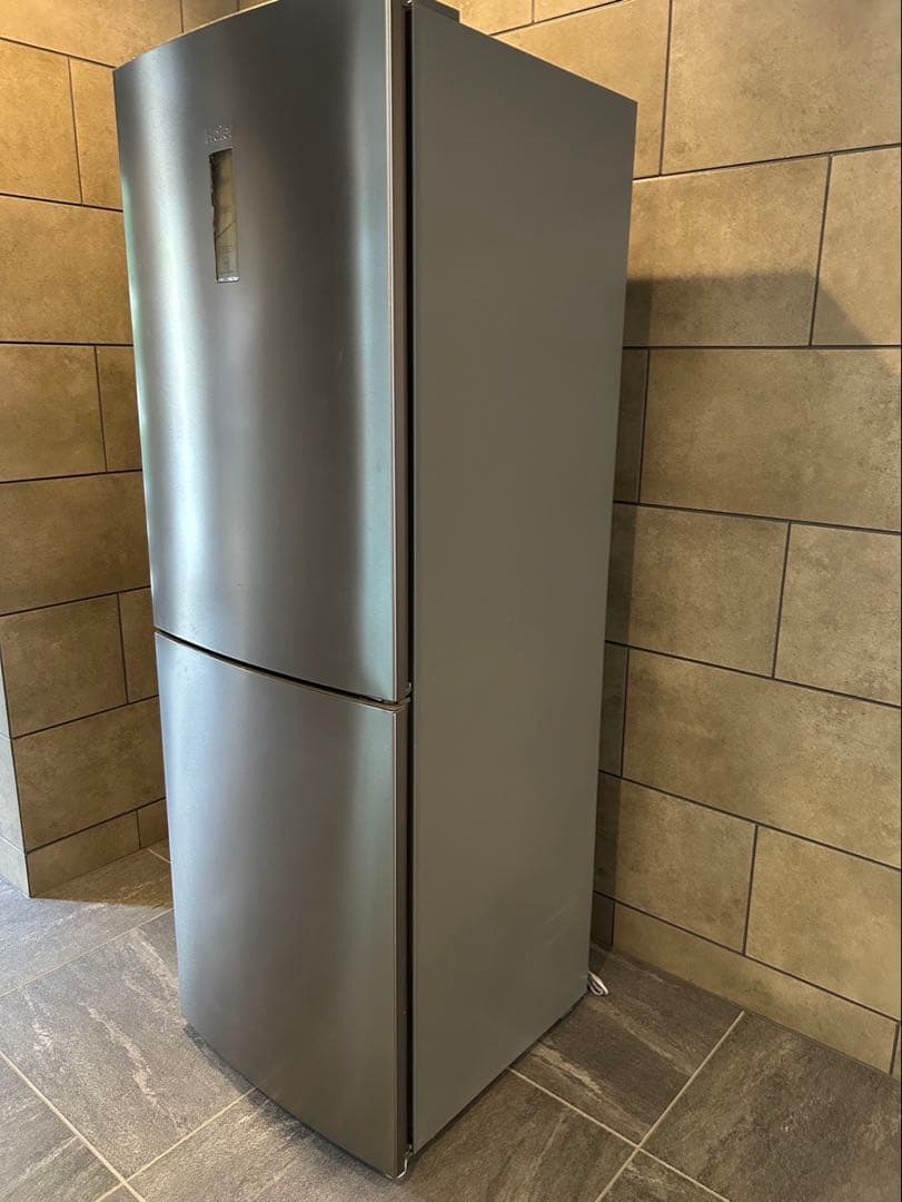 ハイアール　大容量270L 2ドア冷蔵庫 2021年製