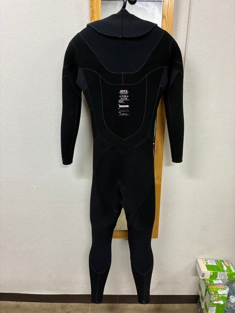 DOVEフルスーツ 3x3 コンプレッションウェットスーツ