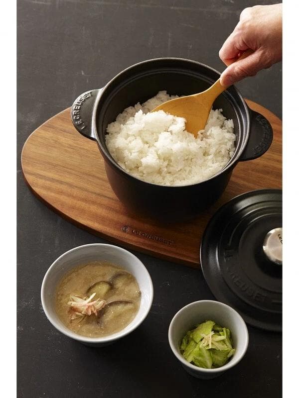 ル・クルーゼ ココット エブリィ 20 フィグ　限定色　ゴールドノブ　新品