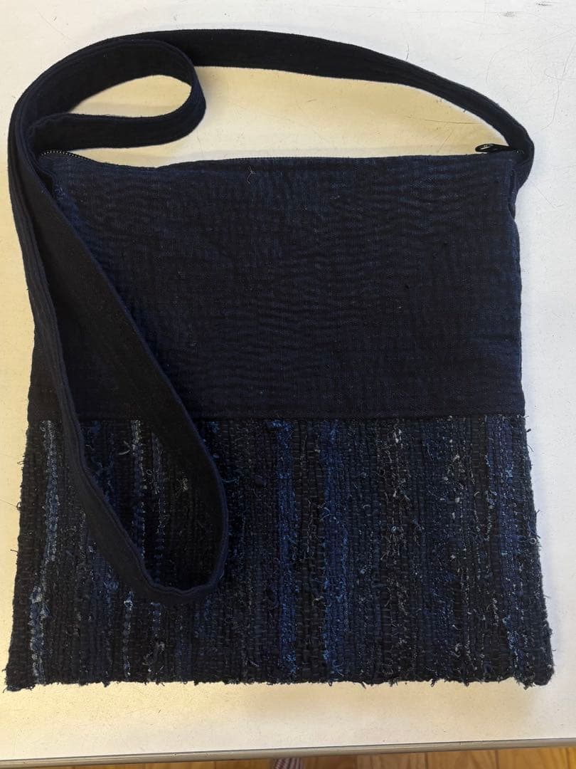 古布　藍染　庄内刺し子と裂織りのショルダーバッグ　絣　リメイク
