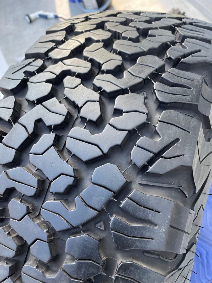 送料込みクリムソン マーテルギア ビースト BFGoodrich 4本セット