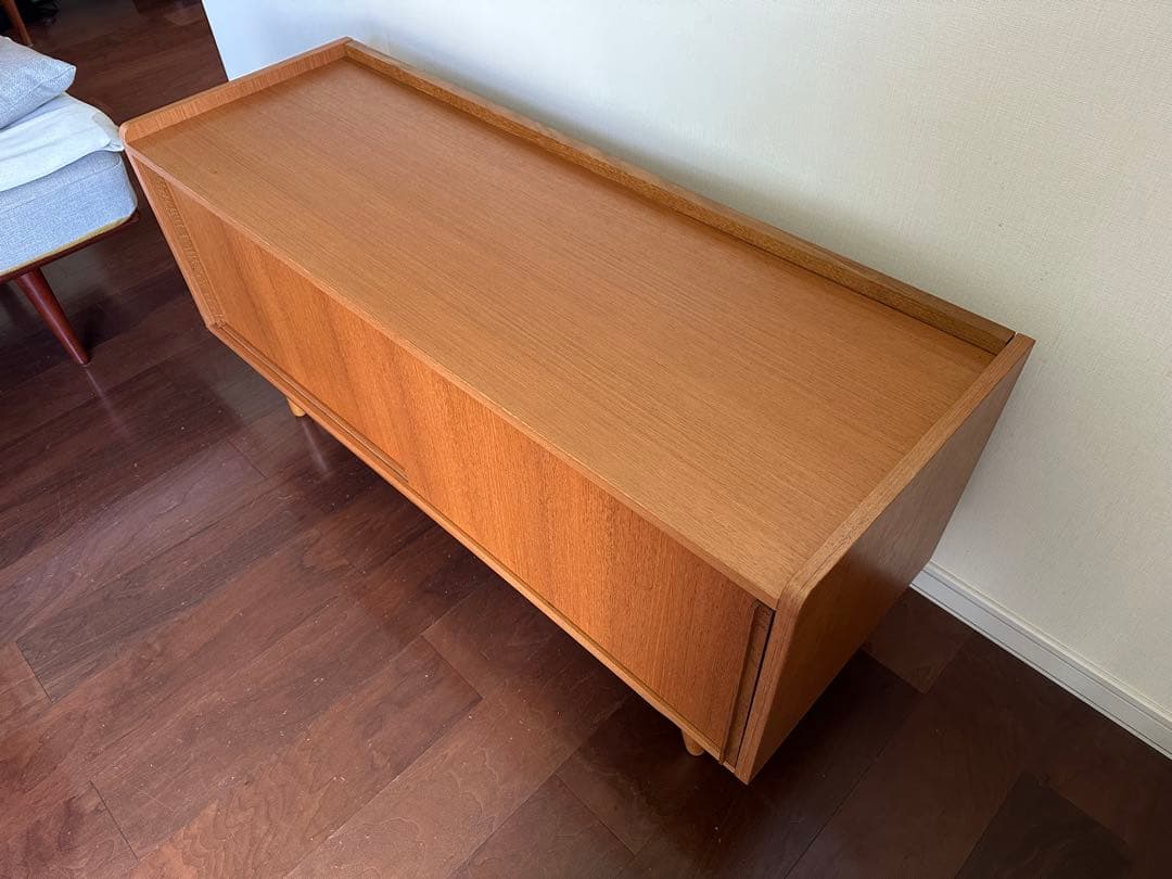 荷物整理　　unico ALBERO サイドボード