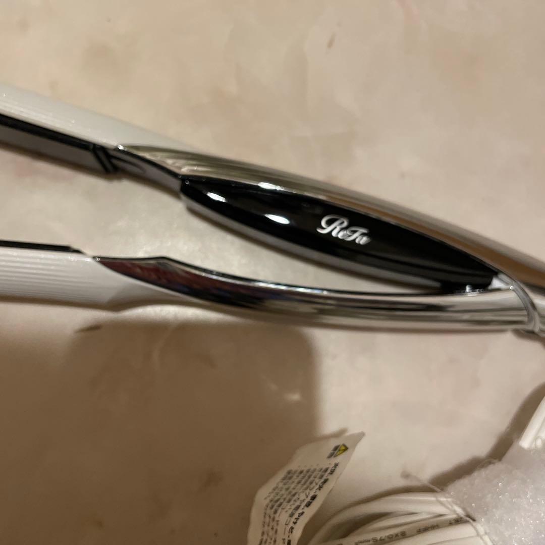 リファビューテック ストレートアイロン ホワイト