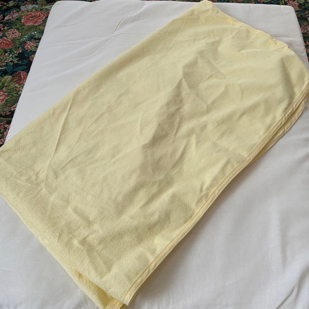 KATOJI カトージ ベビーベッド　マットレス、カバー、クッション付