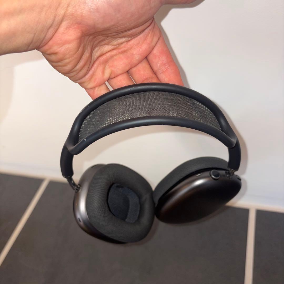 Airpods Max スペースグレイ 第一世代 ライトニング カバーあり