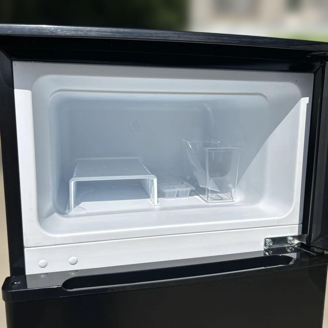 ブラック冷蔵庫 サイクロペンタン断熱材