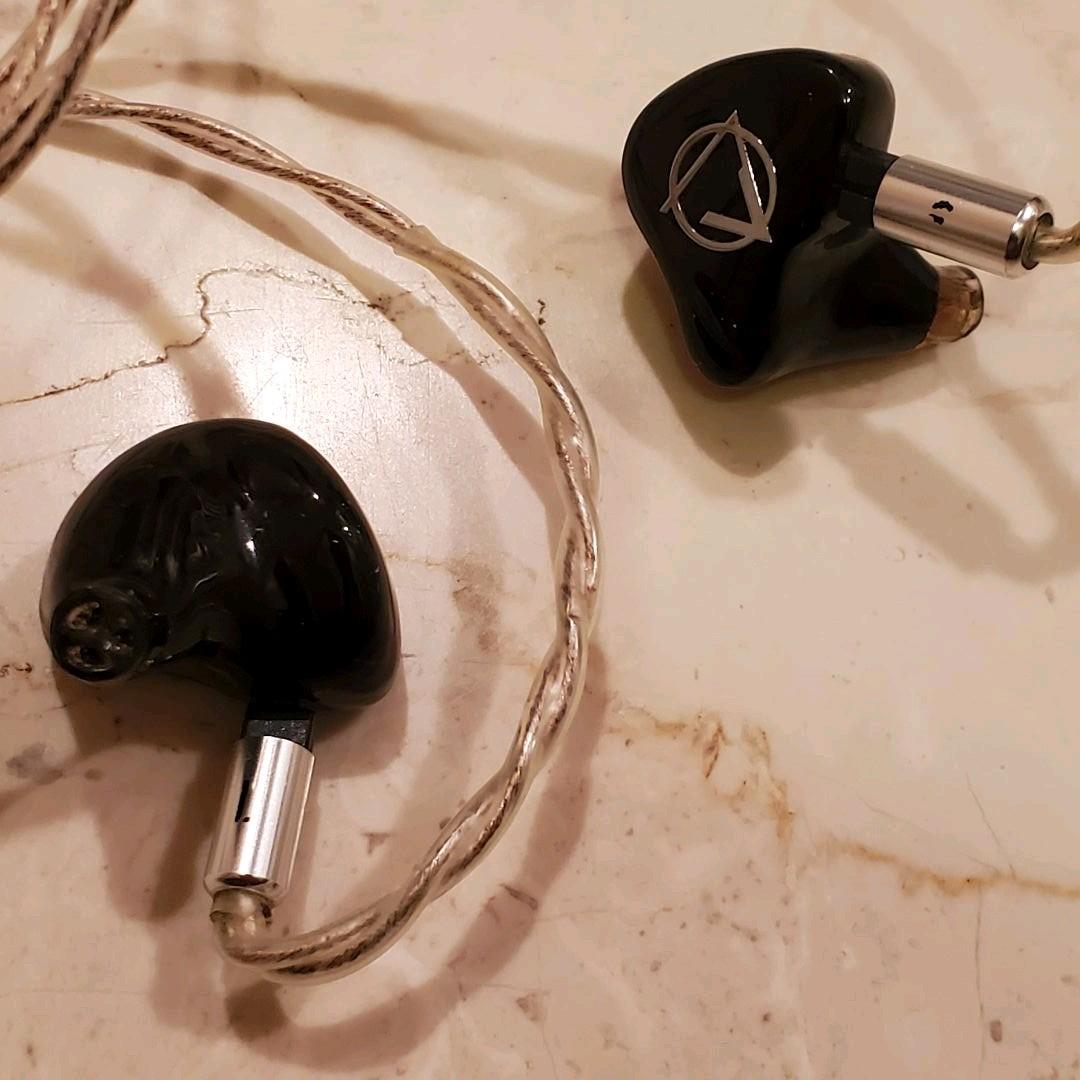 AROMA Witch Girl S イヤホン