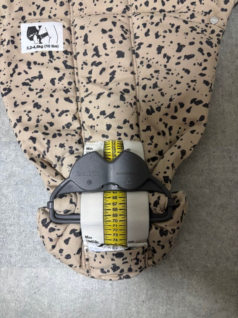 公式限定　ベビービョルン　ベビーキャリア MINI ウーブン　抱っこ紐